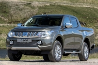 Příčníky Mitsubishi L200 15- s pevnými body Alu tyče