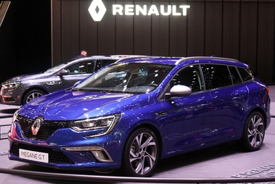 Příčníky Renault Mégane IV Kombi 2016-  Integrované podélníky Wingbar Evo