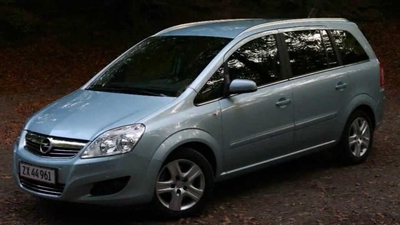 Příčníky Opel Zafira 07-13 integrované podélníky